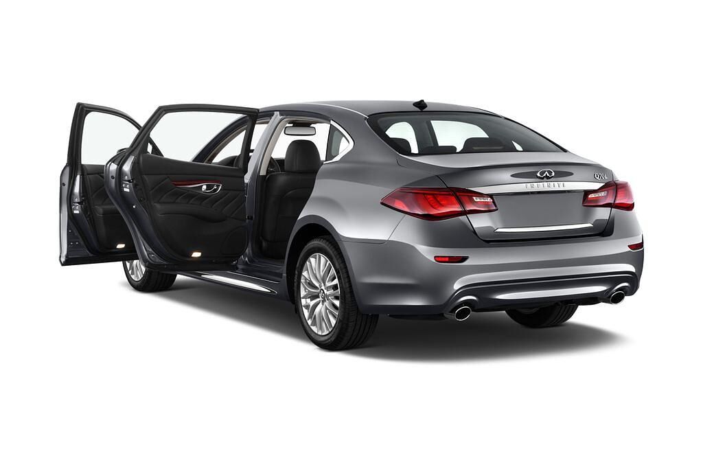 Infiniti Q70 (Baujahr 2015) 3.7 V6 7At 4 Türen Tür geöffnet