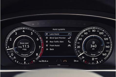 VW Tiguan Allspace 2.0 TSI - auf Wunsch mit animiertem Cockpit