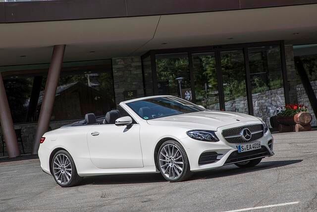 Das Cabrio streckt sich gegenüber dem Vorgänger um 12,3 Zentimeter auf nunmehr 4,83 Meter in die Länge 