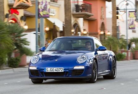 Porsche 911 Carrera GTS