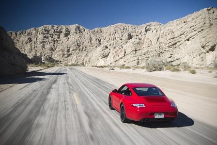 Porsche 911 Carrera GTS