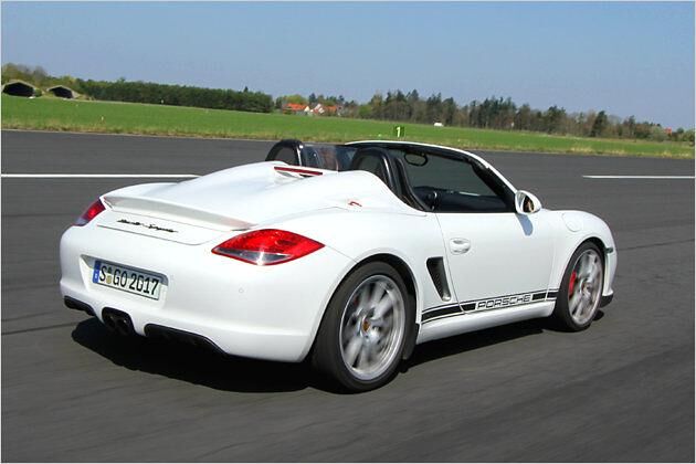 Der Boxster Spyder ist alles andere als ein auf Komfort gebürsteter Roadster