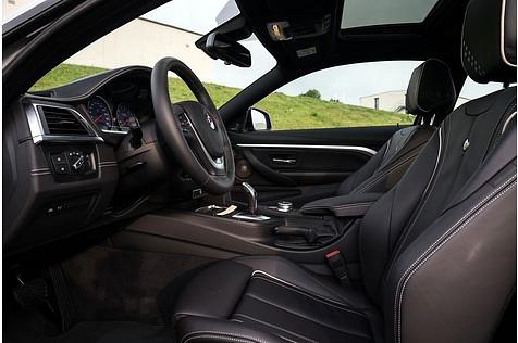 Der Innenraum des BMW Alpina B4 S Coupé