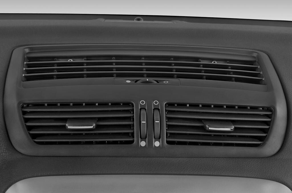 FIAT Croma (Baujahr 2010) Emotion 5 Türen Lüftung