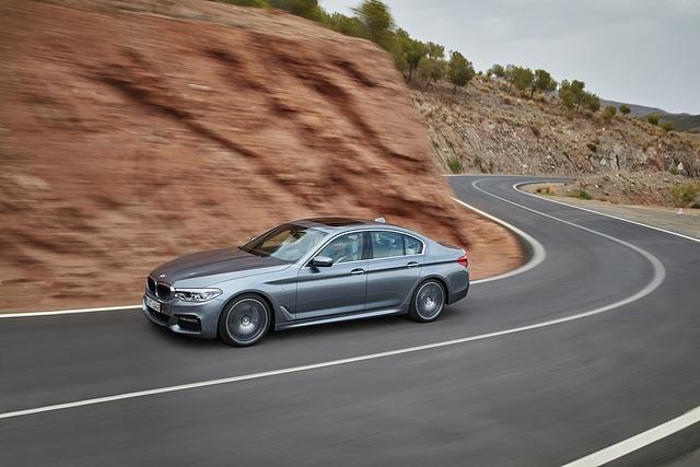 Selbst als 520d ist die BMW-Limousine bereits souverän unterwegs