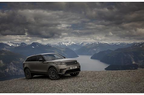 Der Range Rover Velar First Edition P380 schlägt sich auch im Gelände gut