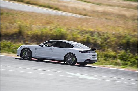 Porsche Panamera Turbo S E-Hybrid - mit Druck aus allen Lebenslagen