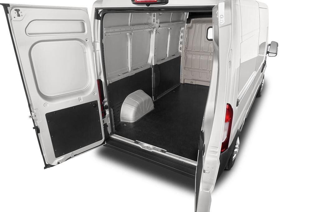 FIAT Ducato Warentransport (Baujahr 2016) 33 130 Multijet L2H2 4 Türen Kofferraum