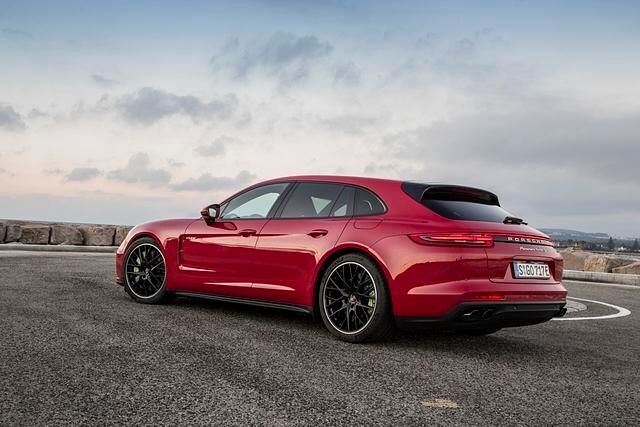 Der Sport Turismo ist der "Kombi" bei Porsche