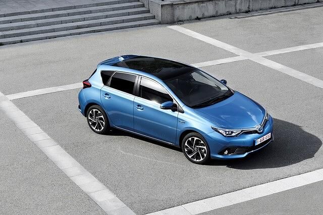 Zum Modelljahr 2016 hat Toyota dem Auris II ein kleines Facelift verpasst