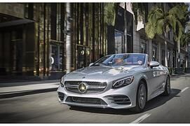 Mercedes S 560 Cabriolet - Ausflugsdampfer