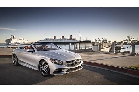 Mercedes S 560 Cabrio - mit zahlreichen Assistenzsystemen ausgestattet