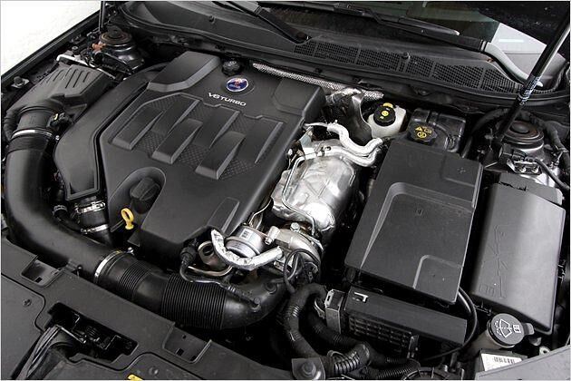 Triebwerk: Der 2,8-Liter-Turbobenziner leistet 300 PS