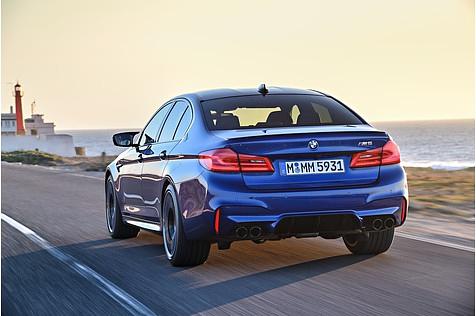 BMW M5 - bulliger Auftritt am Heck