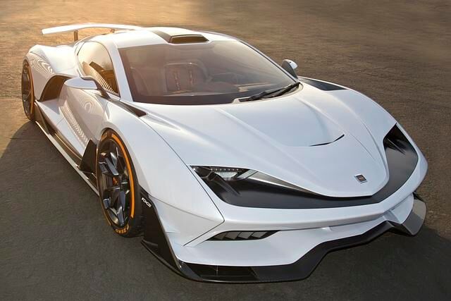 Supersportler Aria FXE - Neues Mitglied im Mille-Club