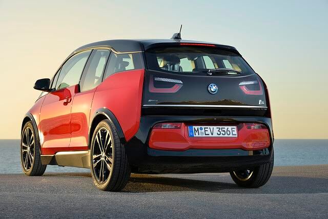 Mit dem Start des i3s hat BMW seinem E-Auto gleichzeitig einem Facelift unterzogen
