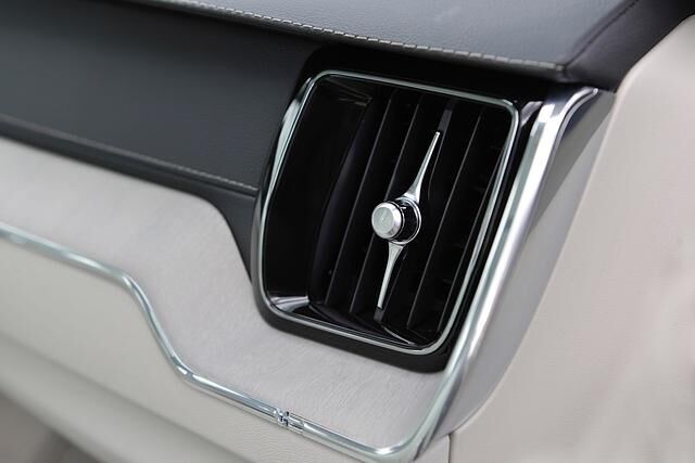 Im Detail bietet der XC60 einige sehenswerte Lösungen