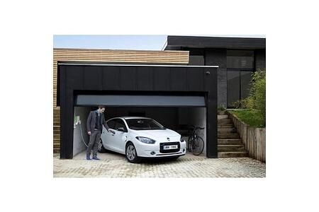 Erstes Fluence Z.E.-Verkaufszentrum in Dänemark eröffnet