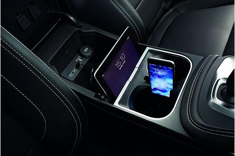 Auch an eine Handy-Halterung haben die Interieur-Designer gedacht