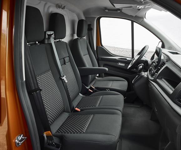 Wie bisher bietet der Transit Custom drei Sitzplätze