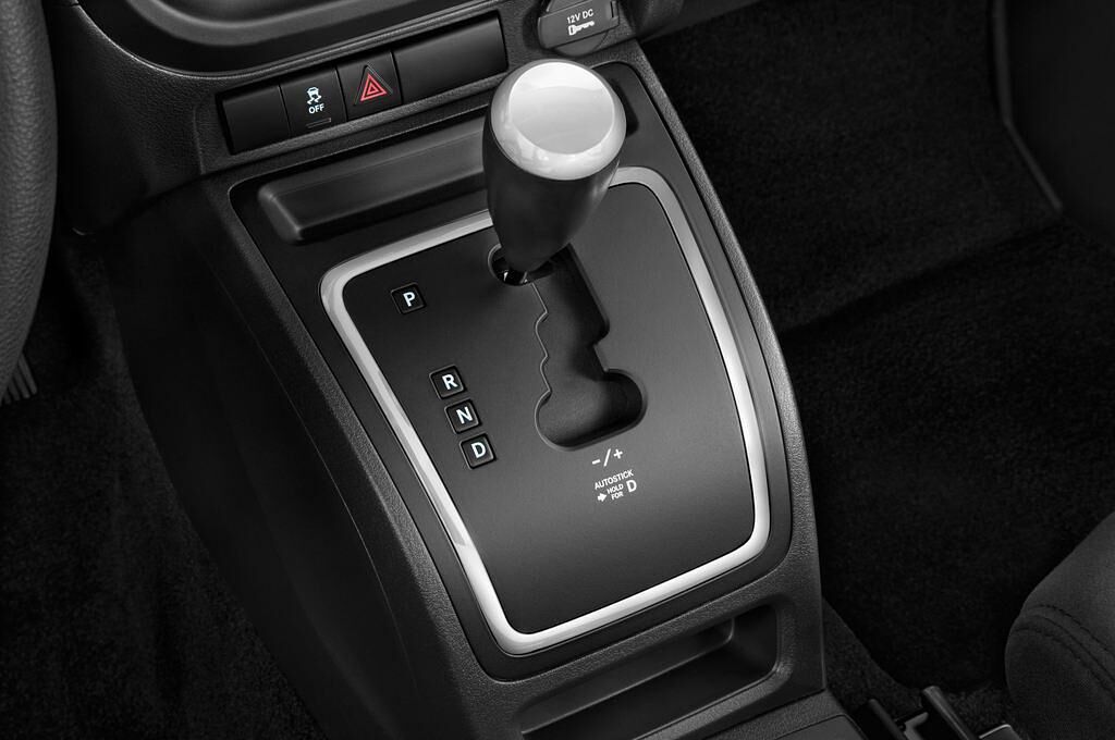 Jeep Compass (Baujahr 2011) Sport 5 Türen Schalthebel