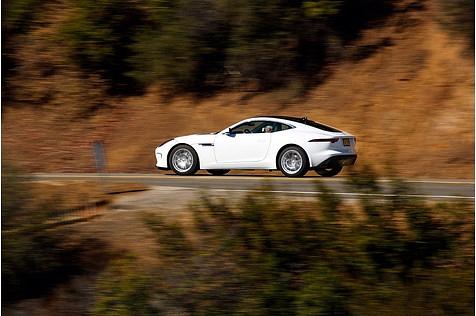 Jaguar F-Type P300 2.0 T