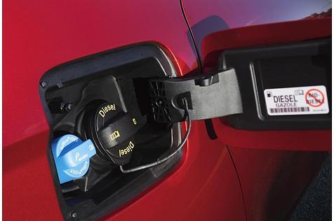 Der AdBlue-Tank für die Abgasreinigung ist beim Seat Ibiza TDI 2017 einfach zu erreichen