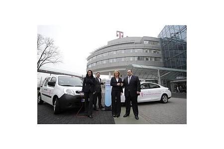 Modellprojekt Rhein-Ruhr: Telekom erprobt Renault-E-Fahrzeuge Modellprojekt Rhein-Ruhr: Telekom erprobt Renault-E-Fahrzeuge