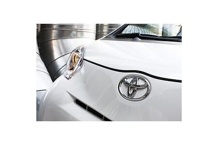 Toyota bietet neues Lack-Reparatursystem an