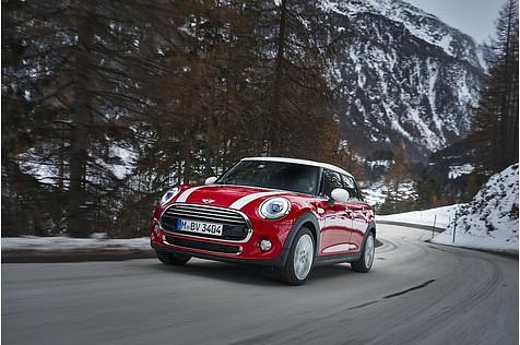 Mini Cooper D mit Doppelkupplungsgetriebe - bekannt sportliches Fahrverhalten