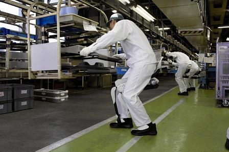 Produktion bei Honda in Japan - mindestens bis zum 3. April stehenin den japanischen Werken die Bänder still,