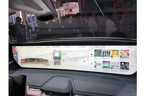 Byton Concept - mit seinem mächtigen Display