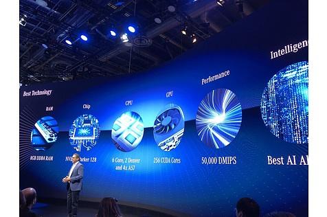 Daimler auf der CES 2018 mit neuem Bedienkonzept