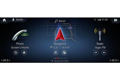 Mercedes A-Klasse 2018 - der Bildschirm hat eine Diagonale von über 10 Zoll