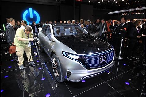 Mercedes EQ C