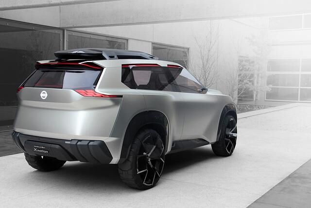 Die Nissan-Studie steht auf imposanten 21-Zoll-Rädern