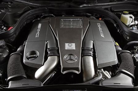 AMG V8-Biturbomotor
