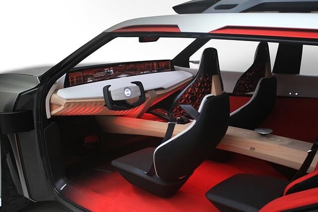 Sehr aufgeräumt präsentiert sich das Cockpit des XMotion Concept