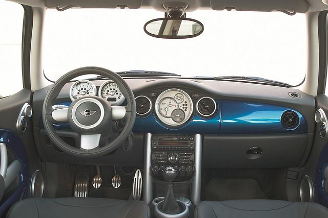 Stylish: Der Innenraum des Mini, der in puncto Verarbeitungsqualität allerdings einige Defizite aufweist