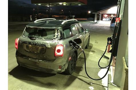 Mini Cooper S E Countryman All4 - die Tankstopps waren zahlreich