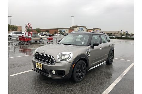 Mini Cooper S E Countryman All4 in Los Angeles - Dauerregen bis Las Vegas