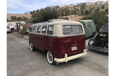 VW Bully by Zelectric