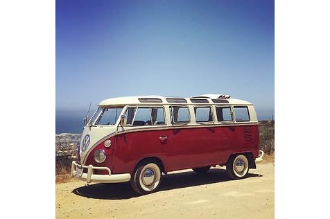 VW Bully by Zelectric