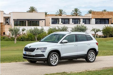 Nach 9,3 Sekunden erreicht der Skoda Karoq 2,0 TDI 4x4 mit Siebengang-DSG 100 km/h