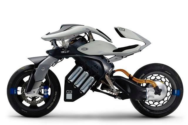 Rahmen und Hinterradschwinge bilden bei der Yamaha-Studie Motoroid optisch eine Einheit