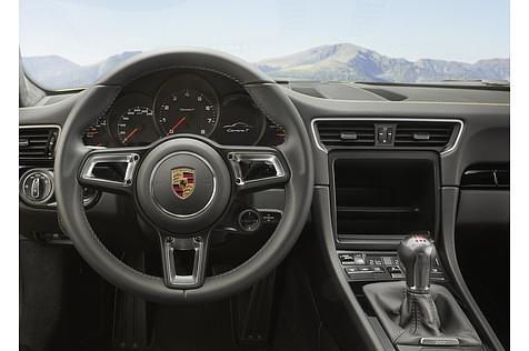Das bekannte Cockpit des Porsche 911 Carrera T