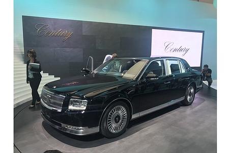 Toyota Century - Dreckiges Dutzend Toyota Century - Dreckiges Dutzend