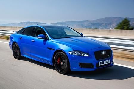 Jaguar XJR575 - Katzen-Hammer Jaguar XJR575 - Katzen-Hammer