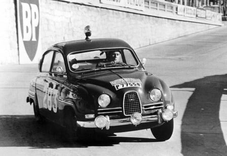 Erik Carlsson im Saab 96 bei der Rallye Monte Carlo 1963