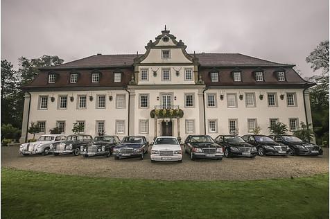 Mercedes S Klasse am Schloss Friedrichsruhe